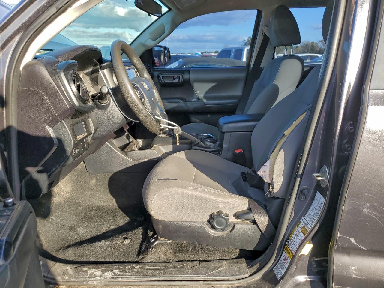 2017 TOYOTA TACOMA DOUBLE CAB photo 7