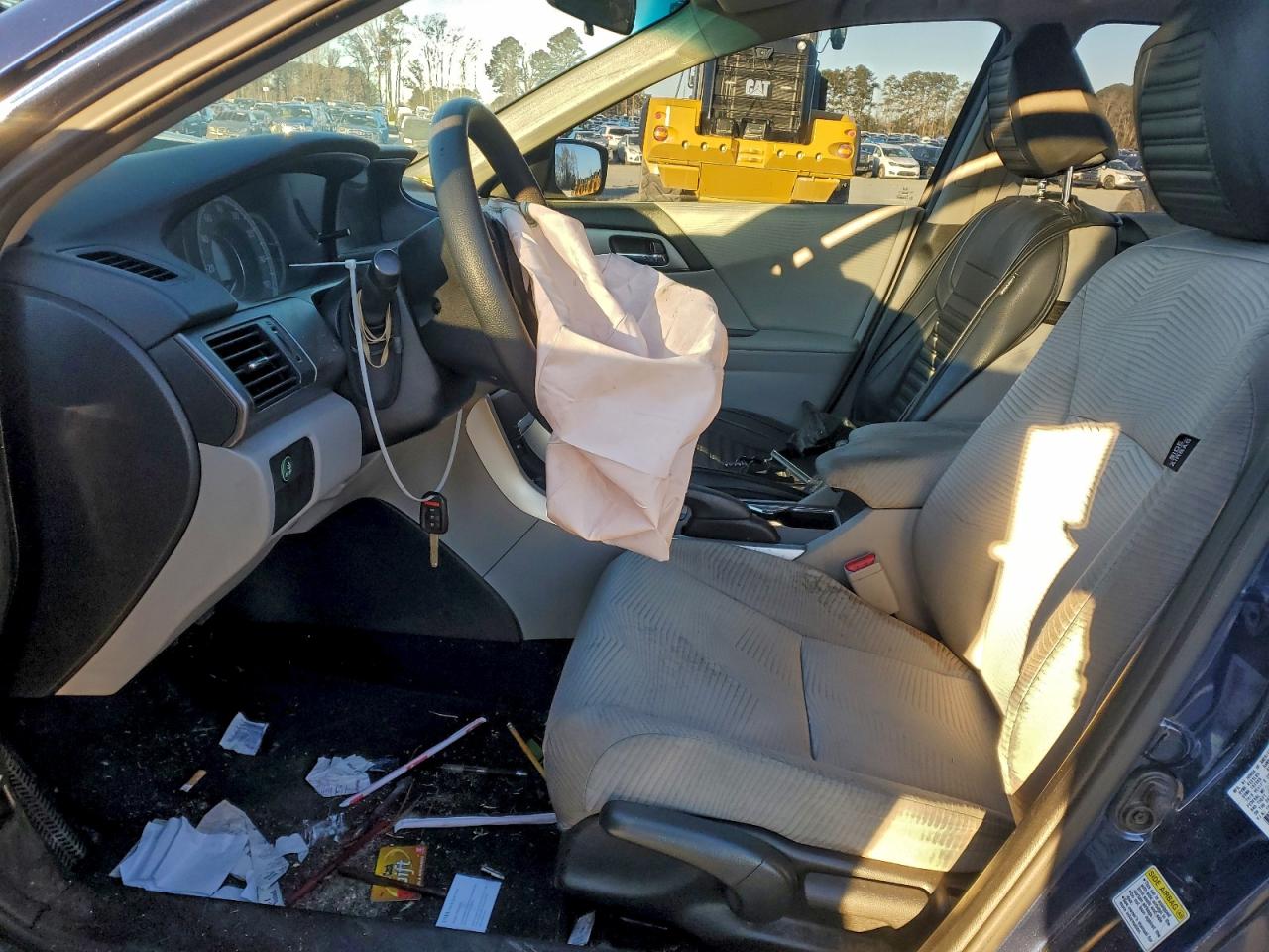 2015 HONDA ACCORD LX photo 7
