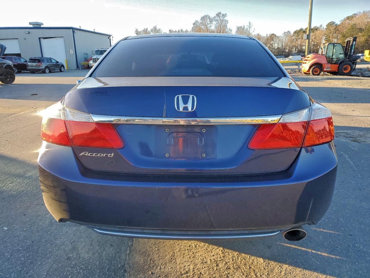 2015 HONDA ACCORD LX photo 6