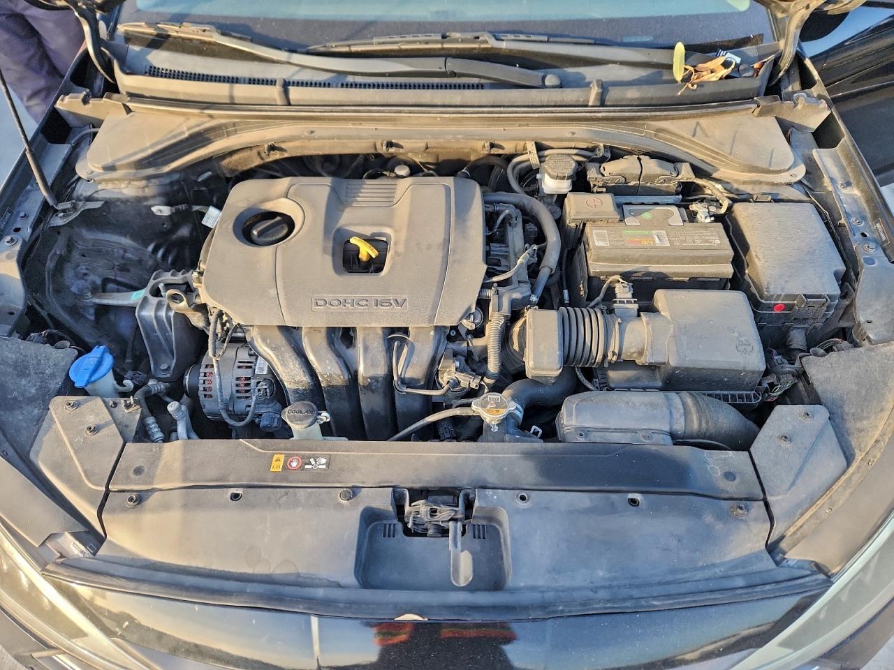 2020 HYUNDAI ELANTRA SE photo 11