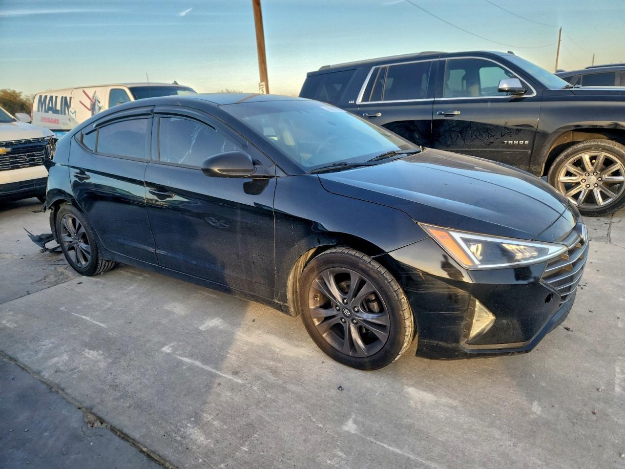 2020 HYUNDAI ELANTRA SE photo 4