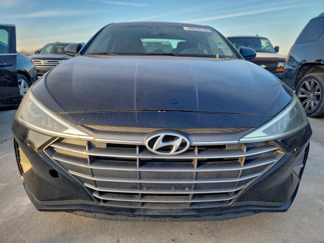 2020 HYUNDAI ELANTRA SE photo 5