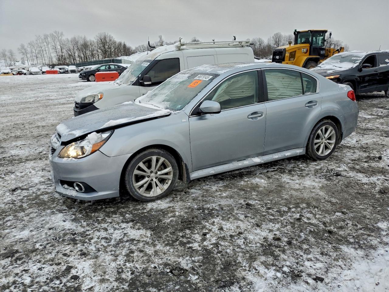 2013 SUBARU LEGACY