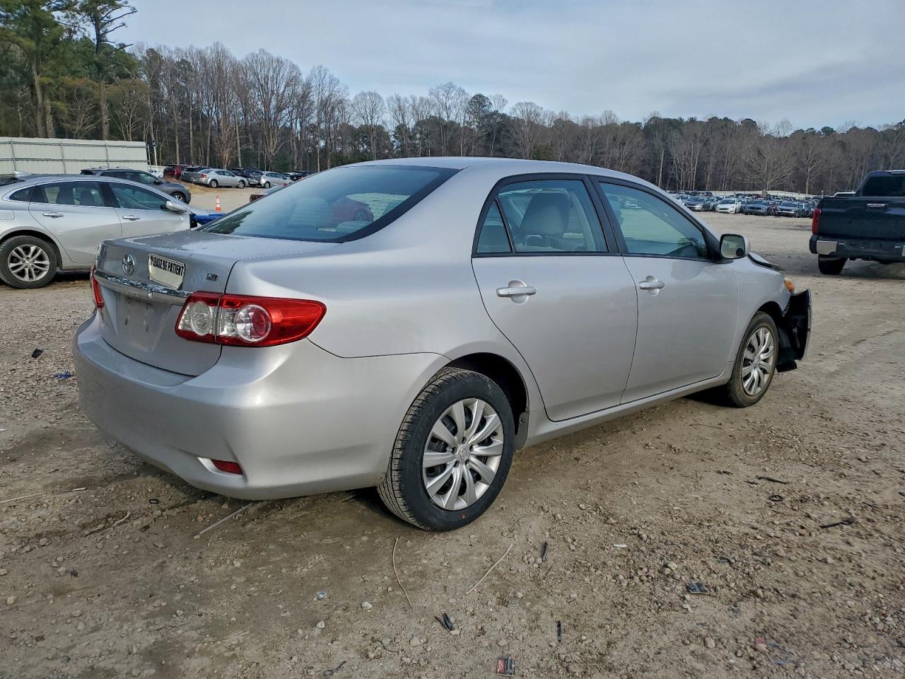 2012 TOYOTA COROLLA BASE photo 3