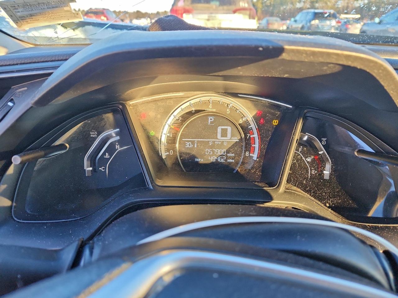 2017 HONDA CIVIC LX photo 9