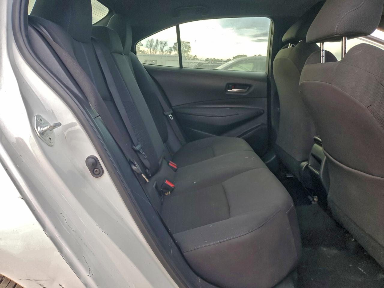 2021 TOYOTA COROLLA SE photo 10