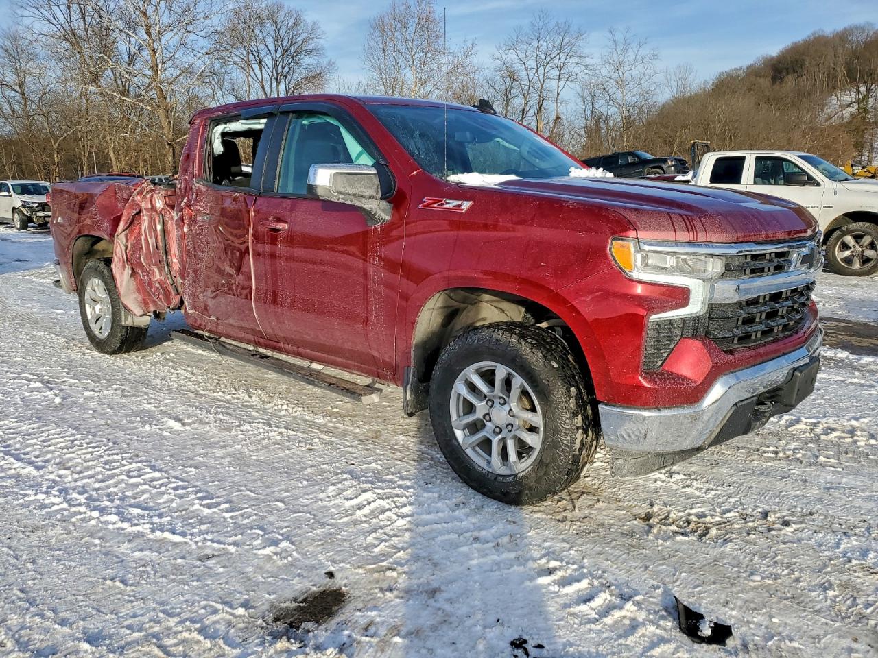 2023 CHEVROLET SILVERADO K1500 LT photo 4