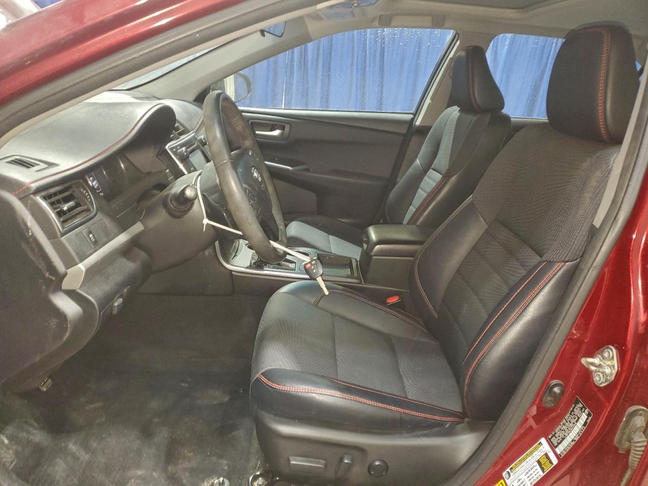 2017 TOYOTA CAMRY SE photo 7