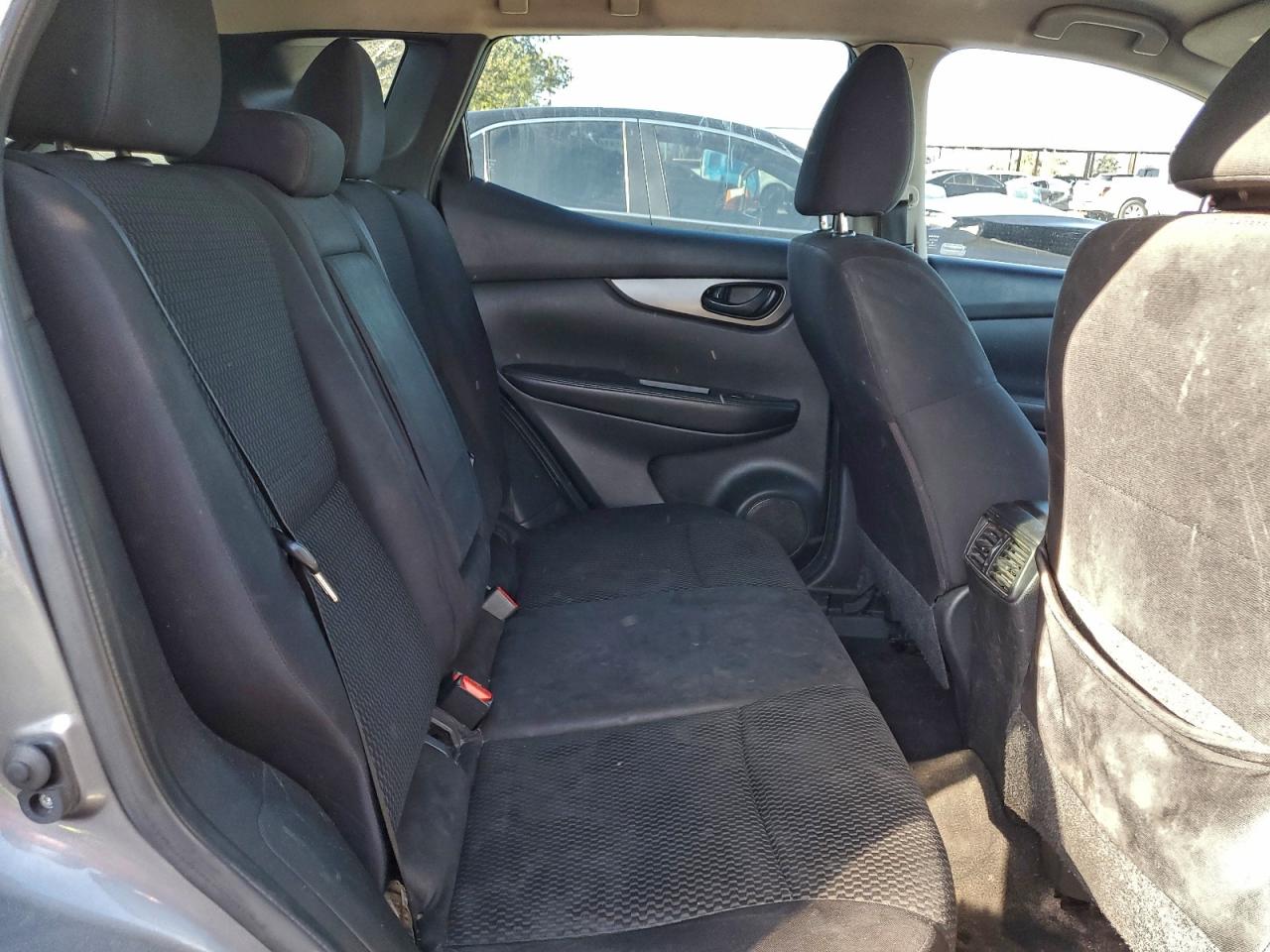 2019 NISSAN ROGUE SPORT S photo 11