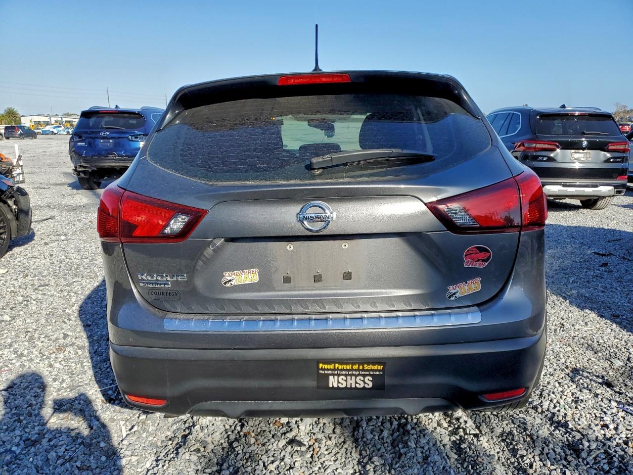 2019 NISSAN ROGUE SPORT S photo 6