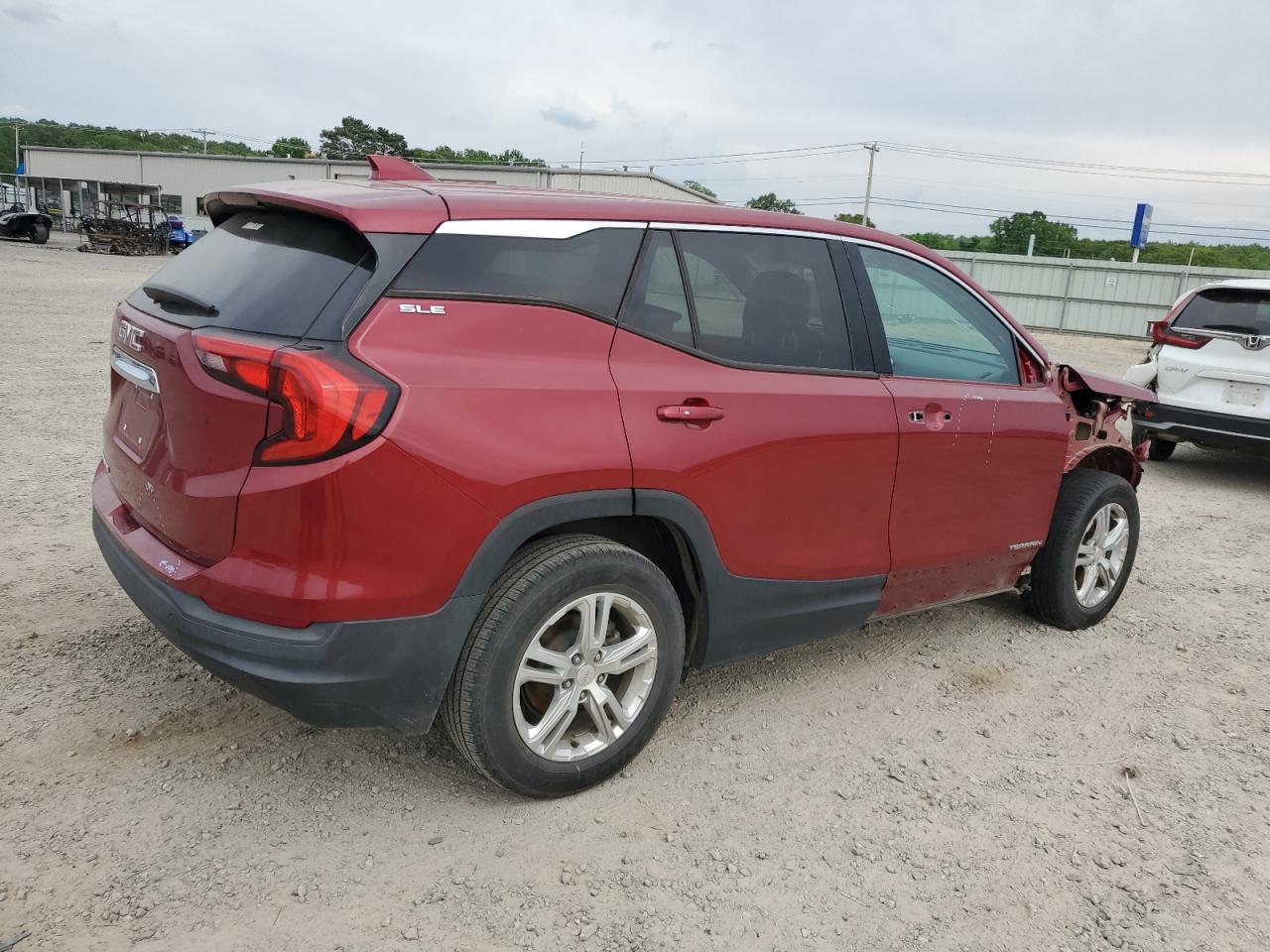 2019 GMC TERRAIN SLE photo 3