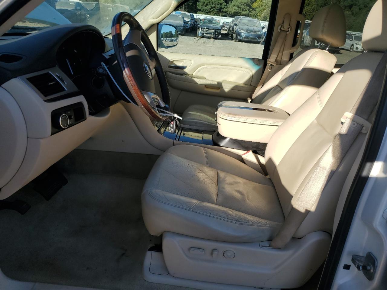 2008 CADILLAC ESCALADE ESV photo 7