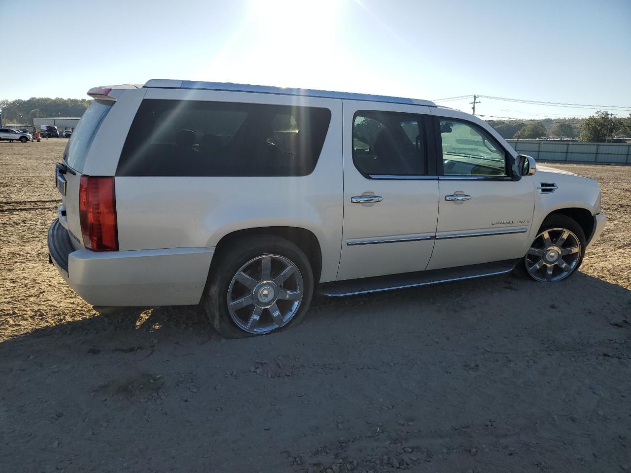 2008 CADILLAC ESCALADE ESV photo 3