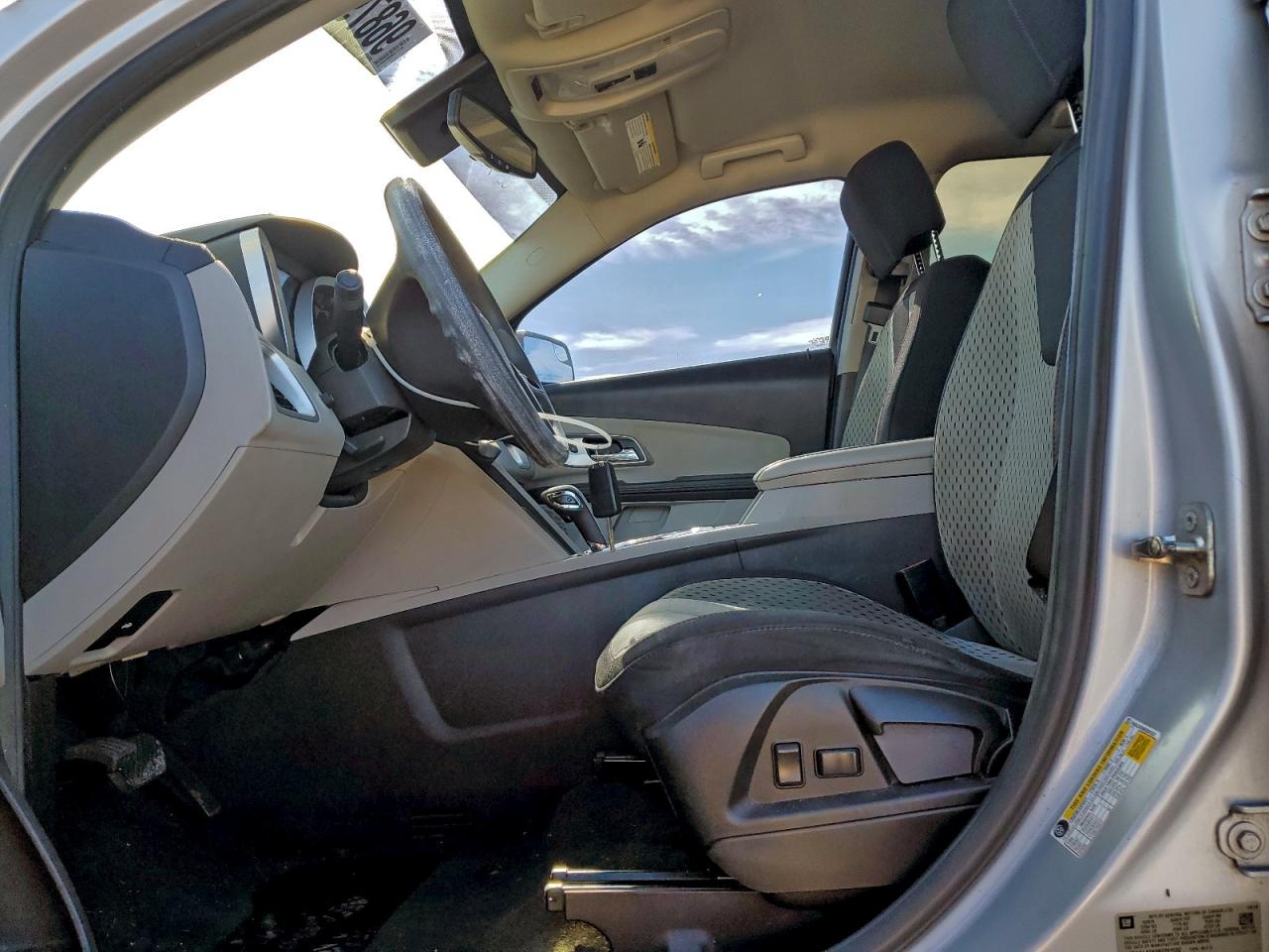 2014 CHEVROLET EQUINOX LS photo 7