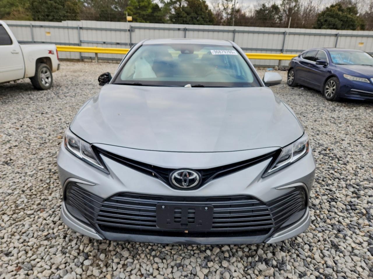 2021 TOYOTA CAMRY LE photo 5