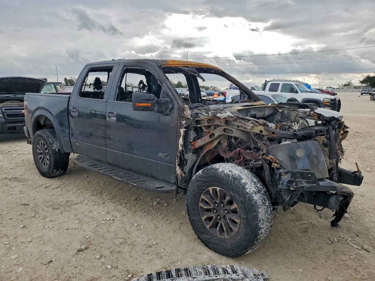 2014 FORD F150 SVT RAPTOR photo 4