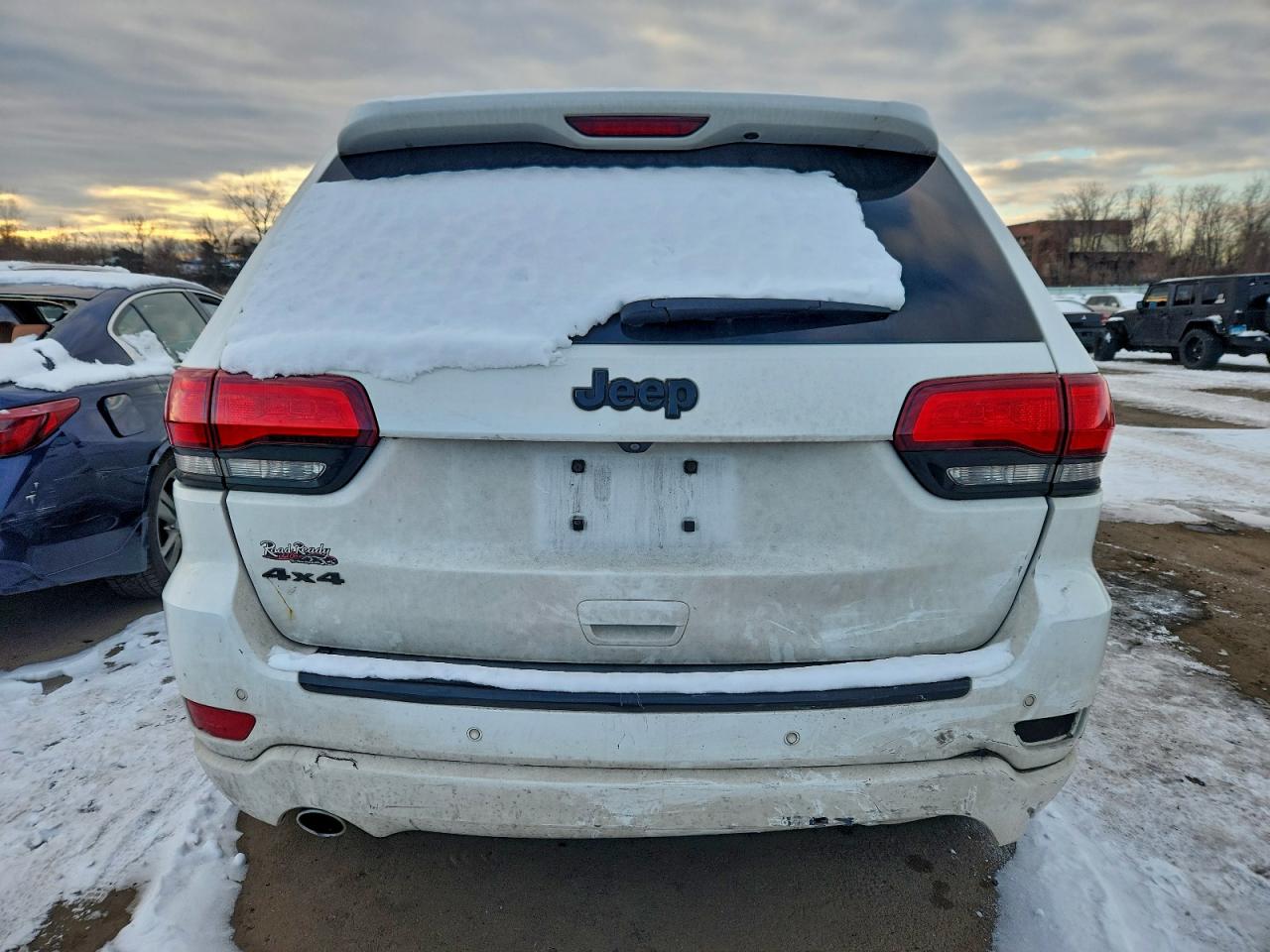2015 JEEP GRAND CHEROKEE LAREDO photo 6