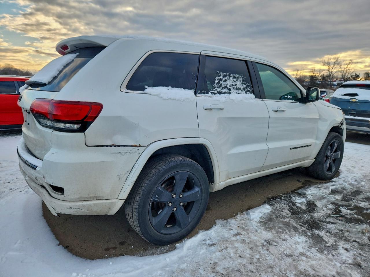 2015 JEEP GRAND CHEROKEE LAREDO photo 3