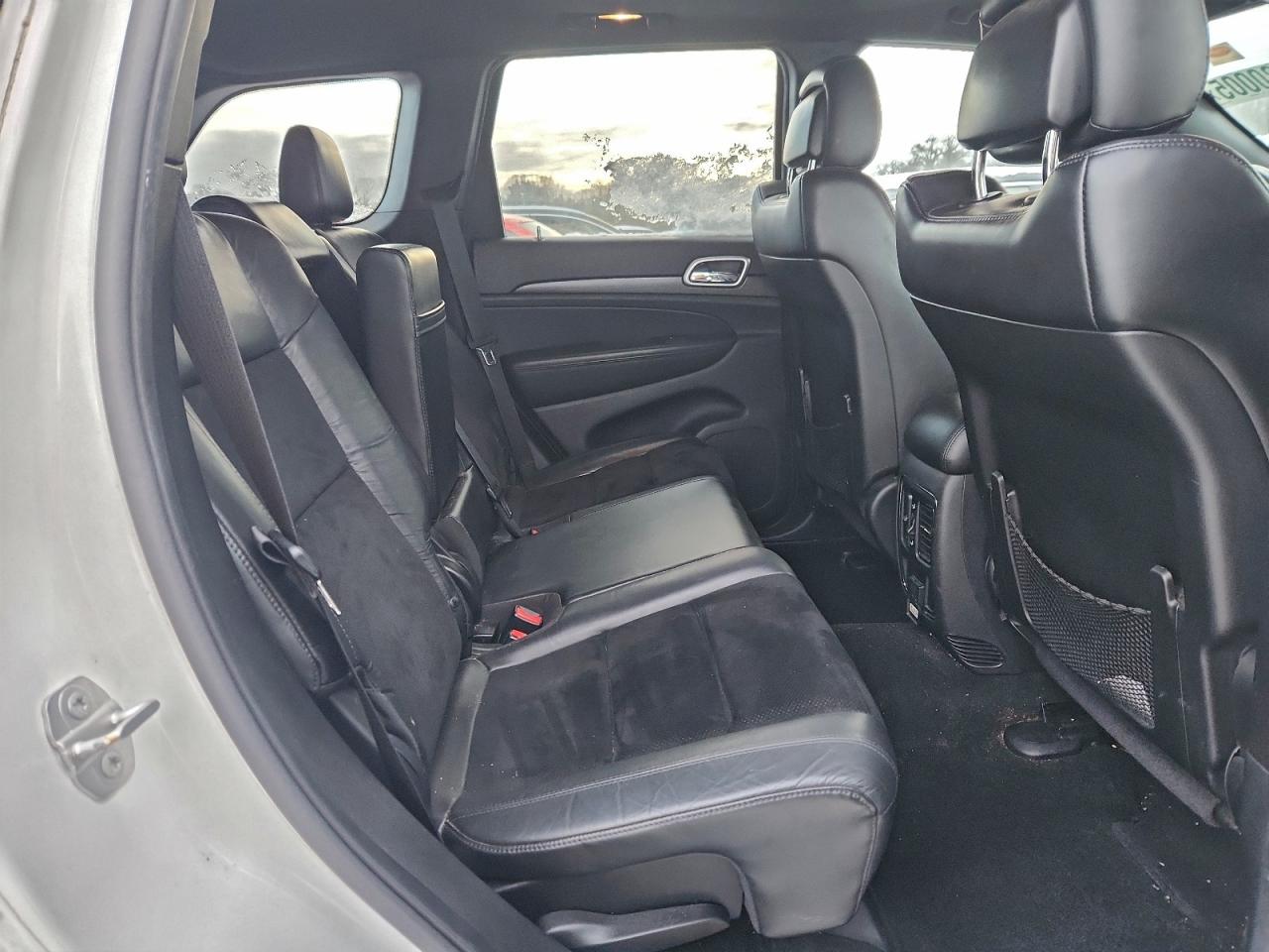 2015 JEEP GRAND CHEROKEE LAREDO photo 11