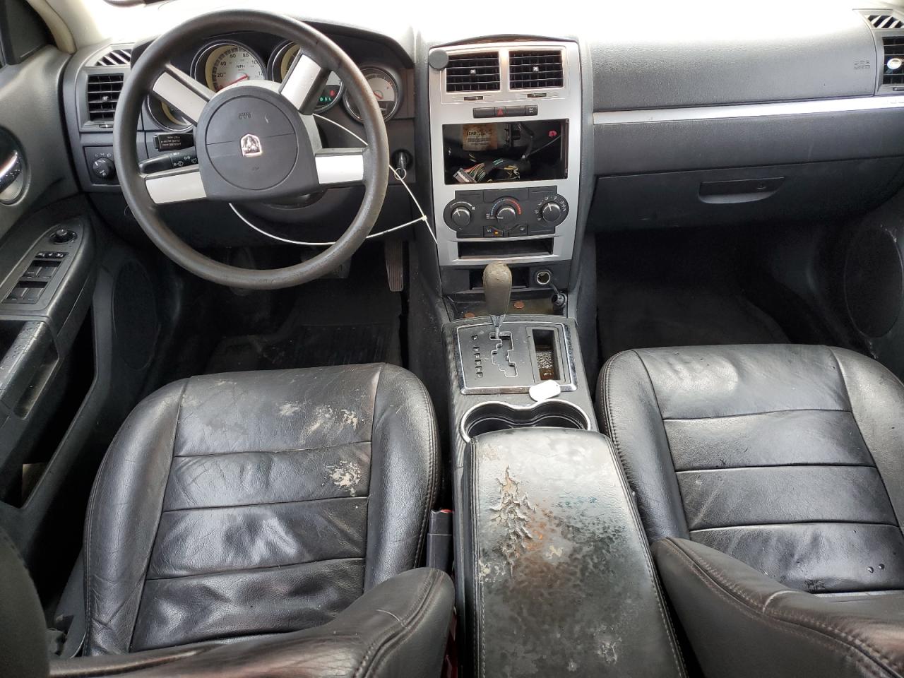 2010 DODGE CHARGER SXT photo 8