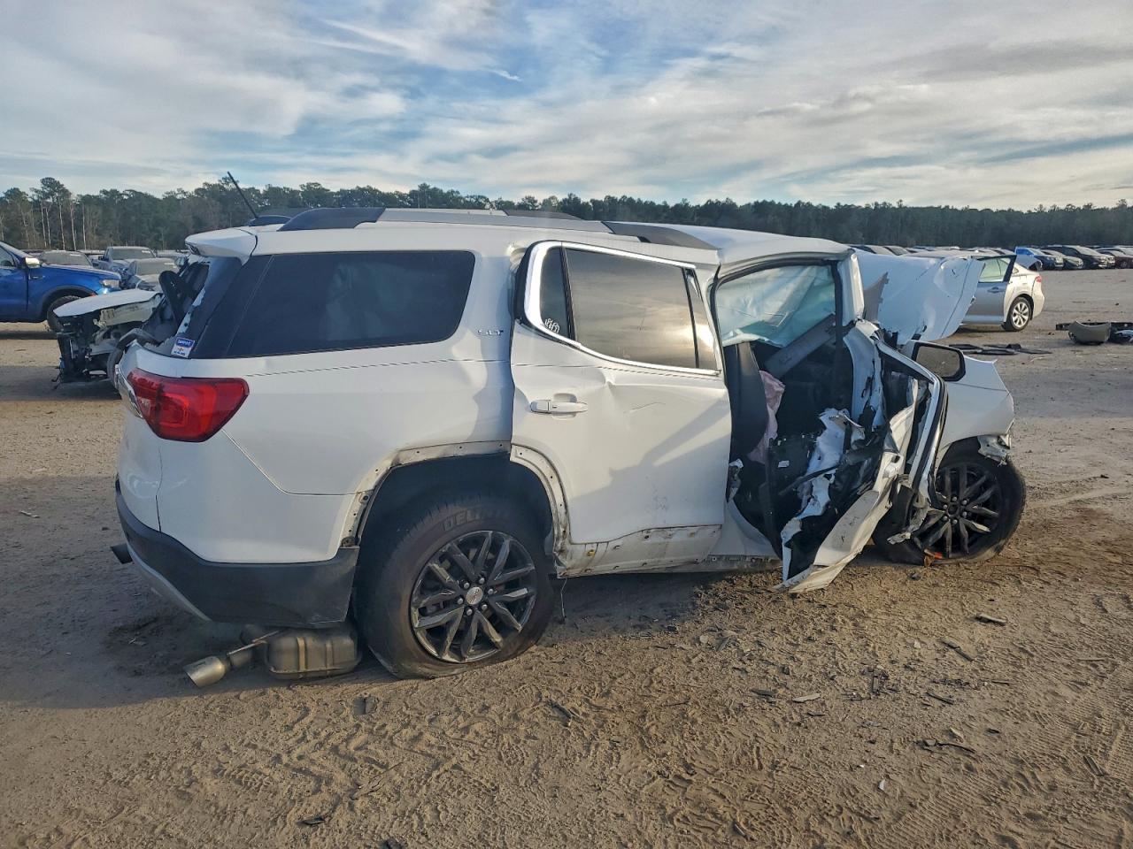 2019 GMC ACADIA SLT-1 photo 3