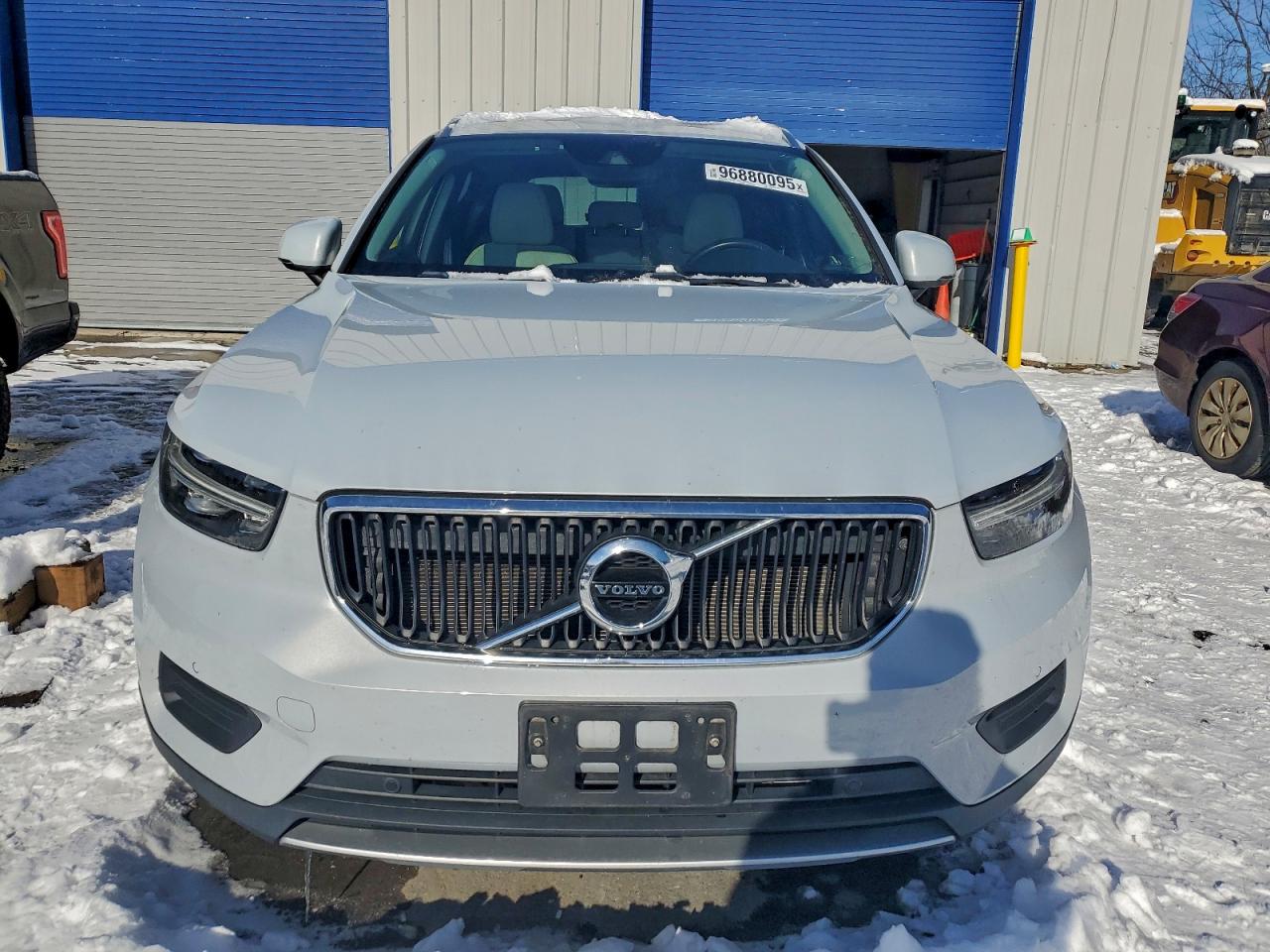 2020 VOLVO XC40 T5 MOMENTUM photo 5