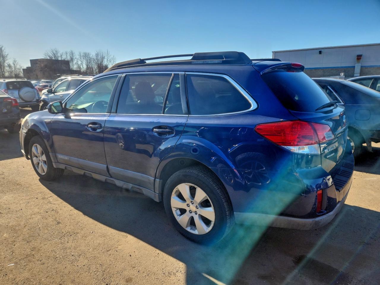 2011 SUBARU OUTBACK 2.5I PREMIUM photo 2