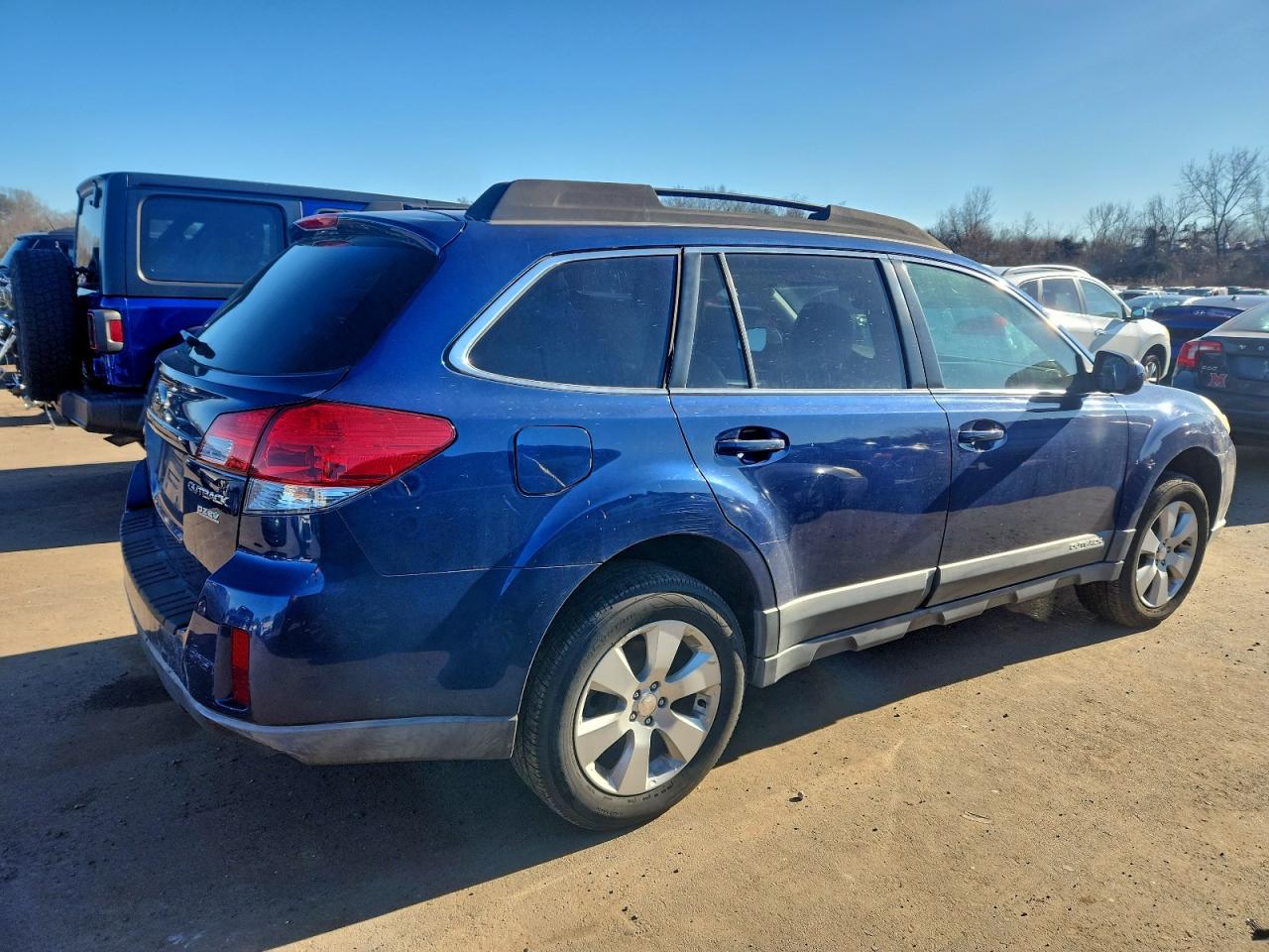 2011 SUBARU OUTBACK 2.5I PREMIUM photo 3
