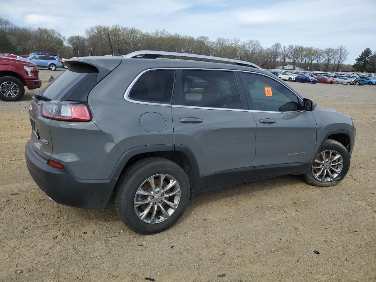 2021 JEEP CHEROKEE LATITUDE LUX photo 3
