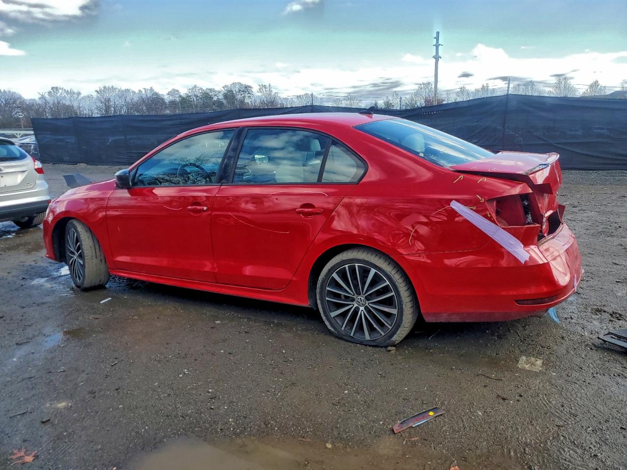 2017 VOLKSWAGEN JETTA SPORT photo 2