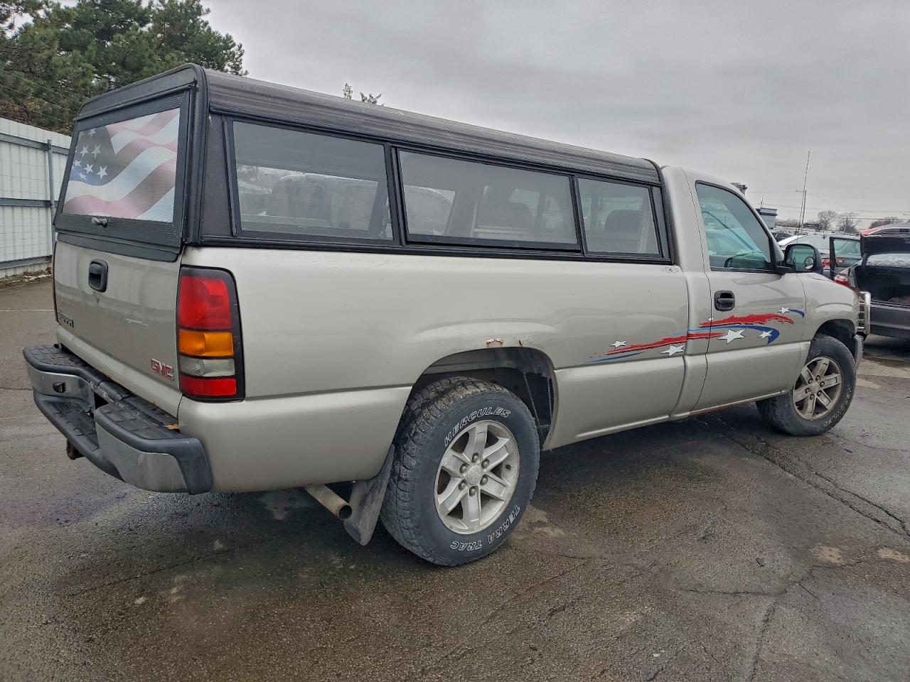 2006 GMC NEW SIERRA C1500 photo 3