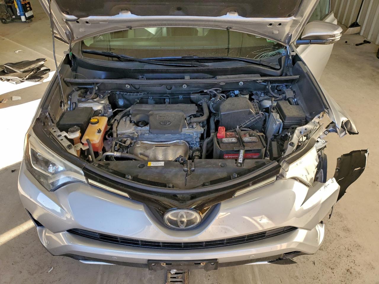2016 TOYOTA RAV4 LIMITED photo 12