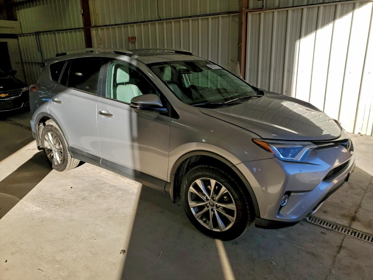 2016 TOYOTA RAV4 LIMITED photo 4