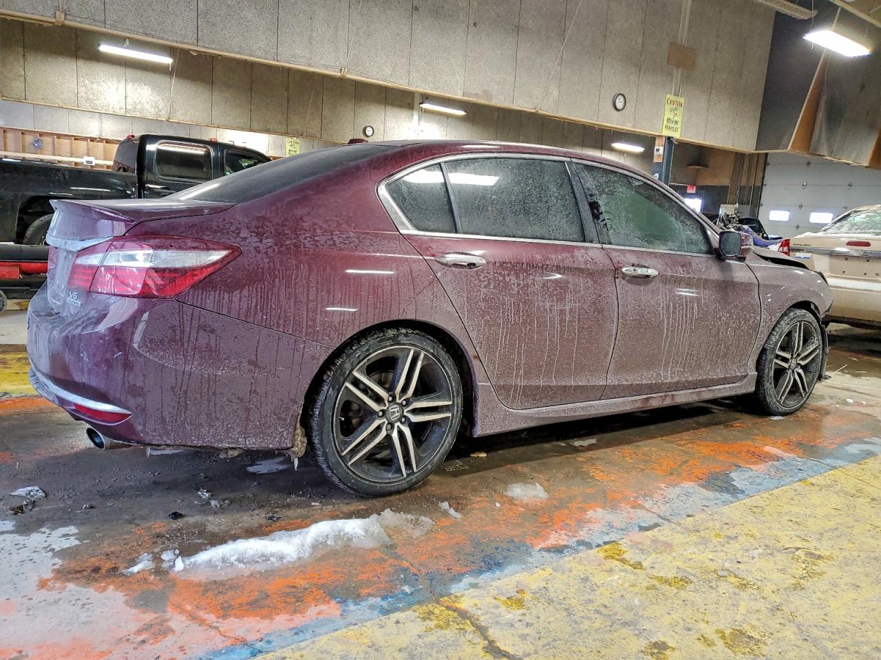 2017 HONDA ACCORD TOURING photo 3