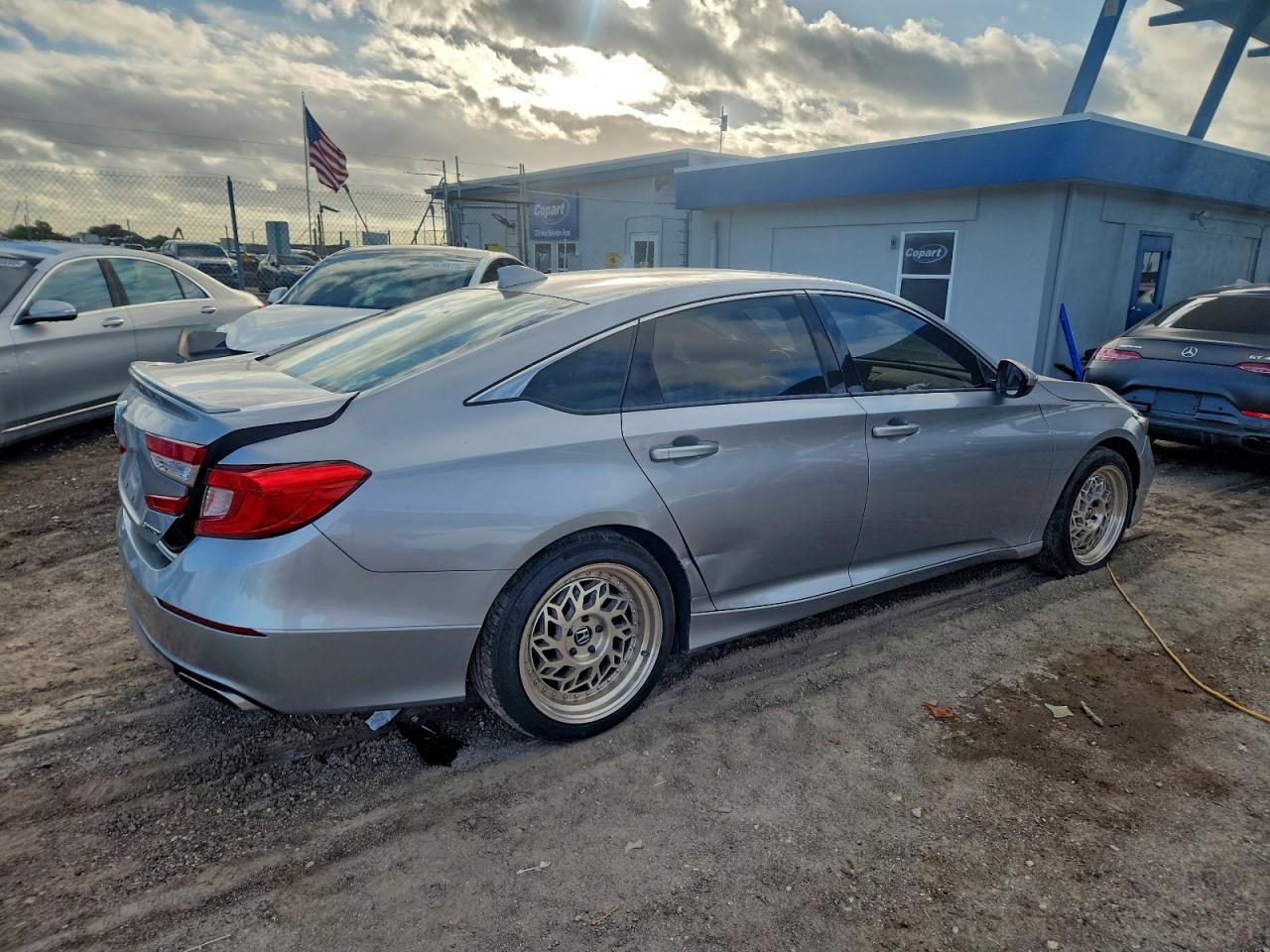 2020 HONDA ACCORD SPORT photo 3