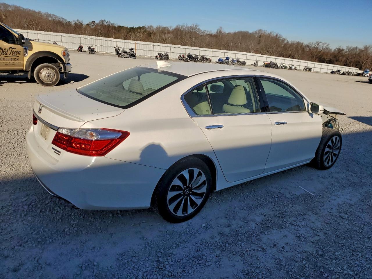 2015 HONDA ACCORD TOURING HYBRID photo 3