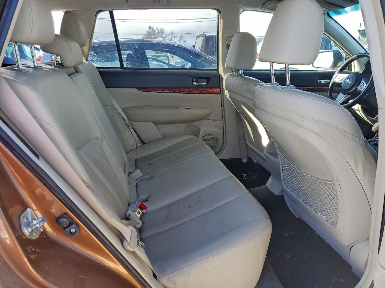 2011 SUBARU OUTBACK 3.6R LIMITED photo 11