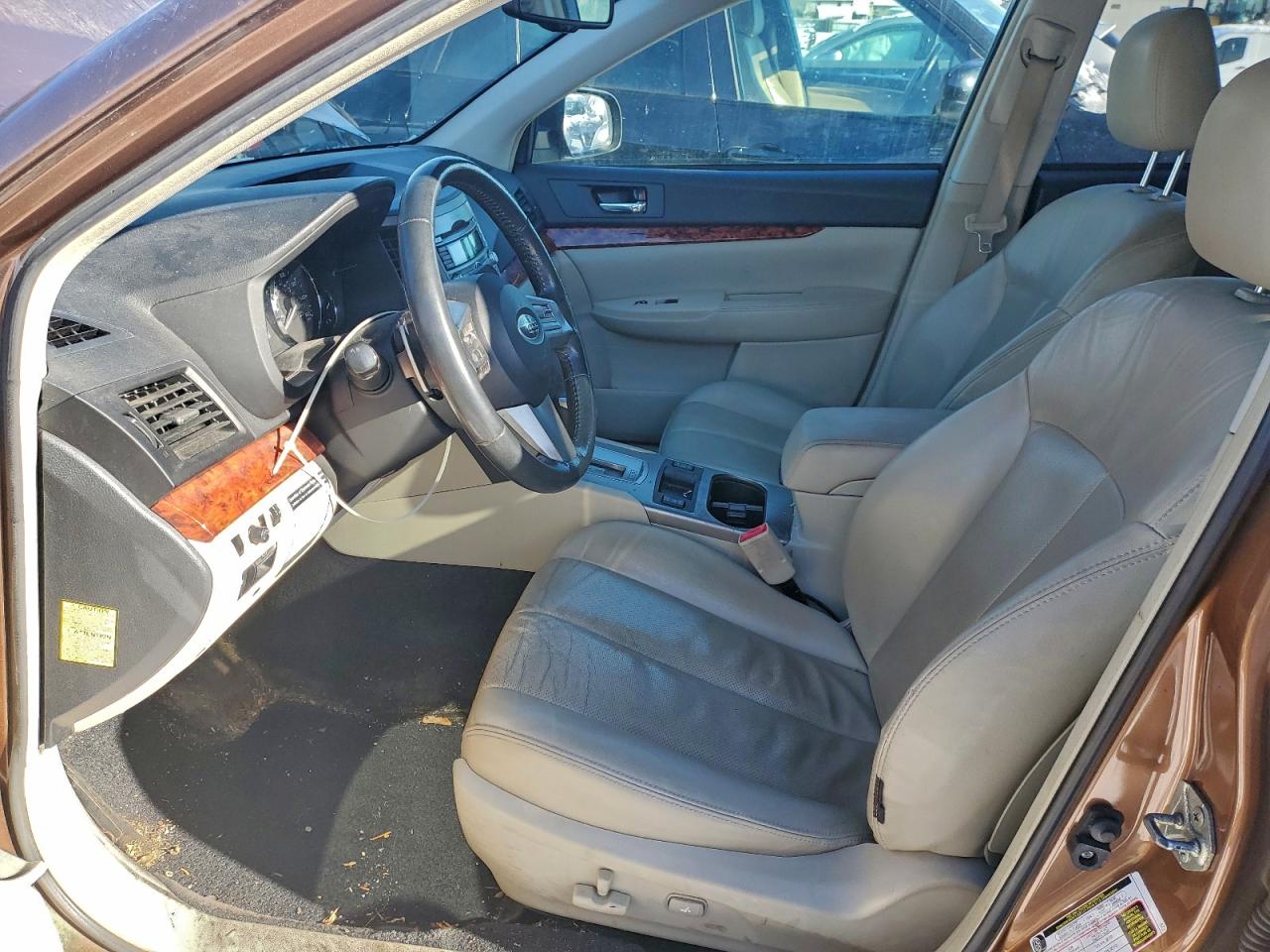 2011 SUBARU OUTBACK 3.6R LIMITED photo 7