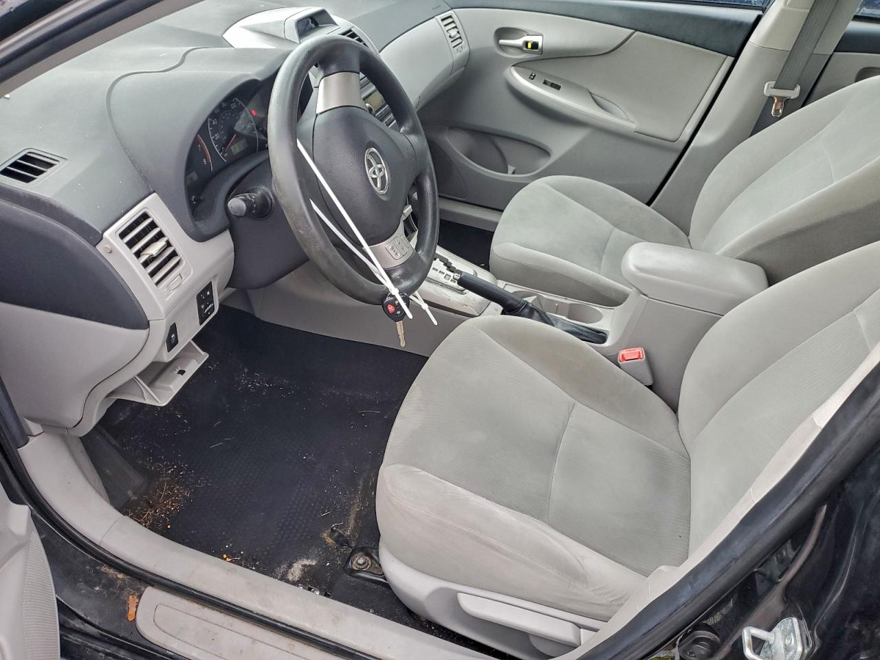 2012 TOYOTA COROLLA BASE photo 7