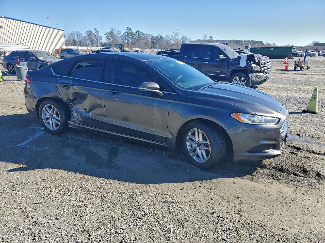 2016 FORD FUSION SE photo 4