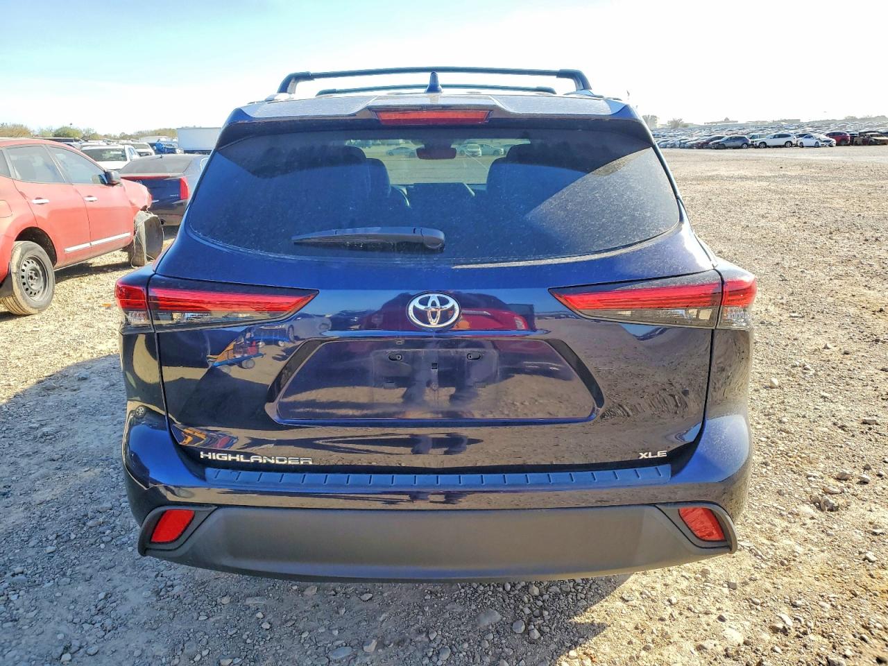 2023 TOYOTA HIGHLANDER L photo 6