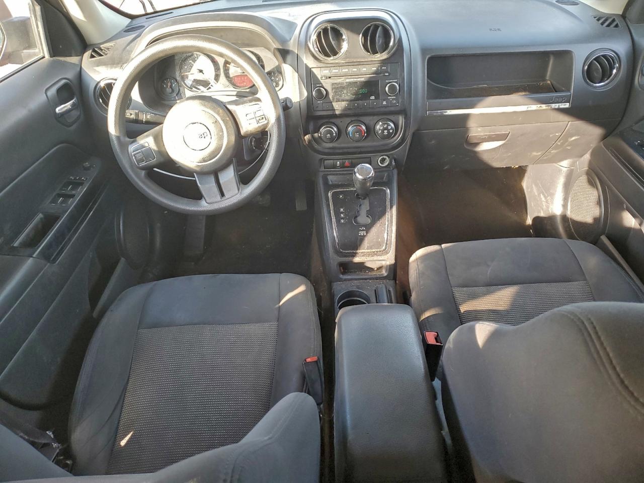 2015 JEEP PATRIOT SPORT photo 8