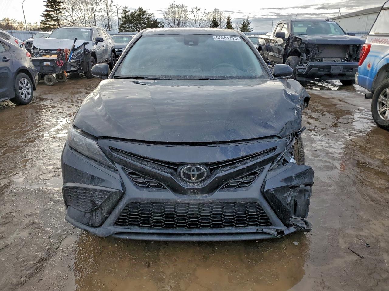 2022 TOYOTA CAMRY SE photo 5