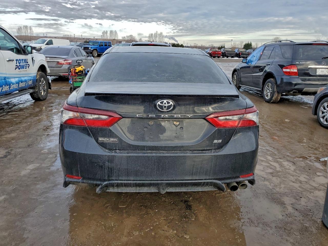 2022 TOYOTA CAMRY SE photo 6