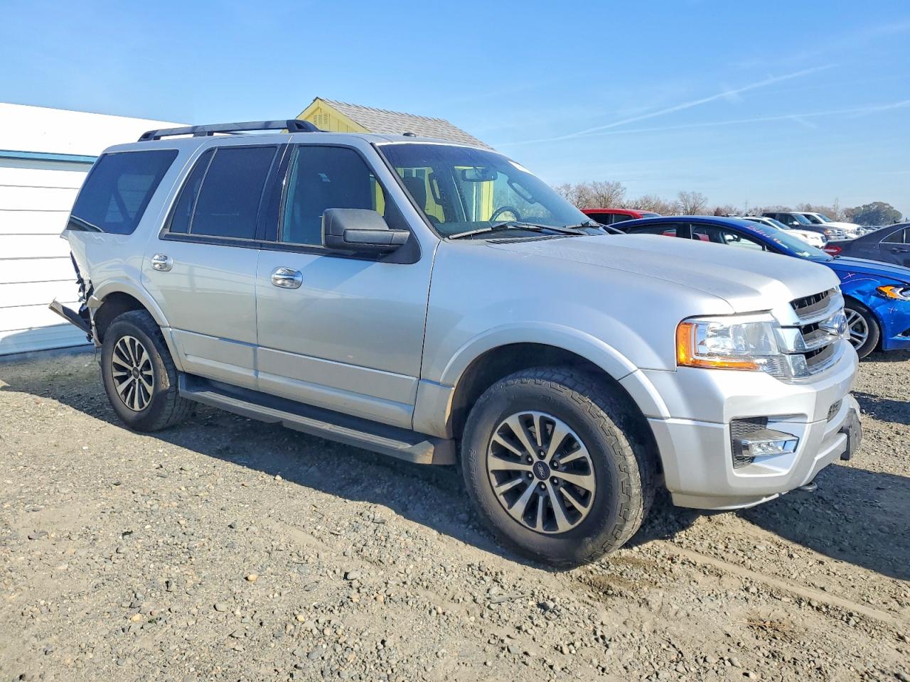 2017 FORD EXPEDITION XLT photo 4