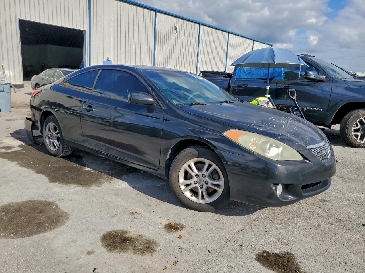 2005 TOYOTA CAMRY SOLARA SE photo 4