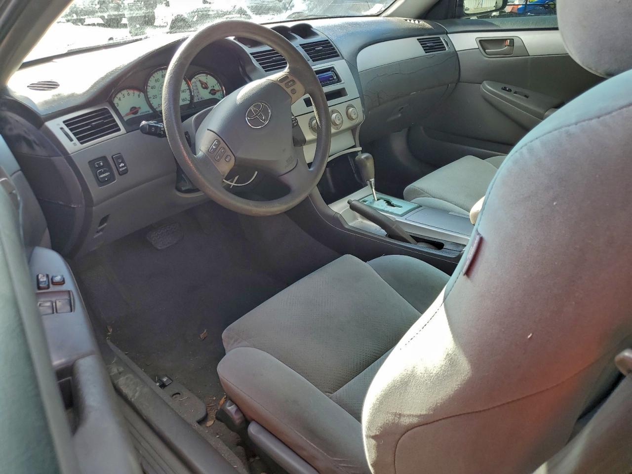 2005 TOYOTA CAMRY SOLARA SE photo 8