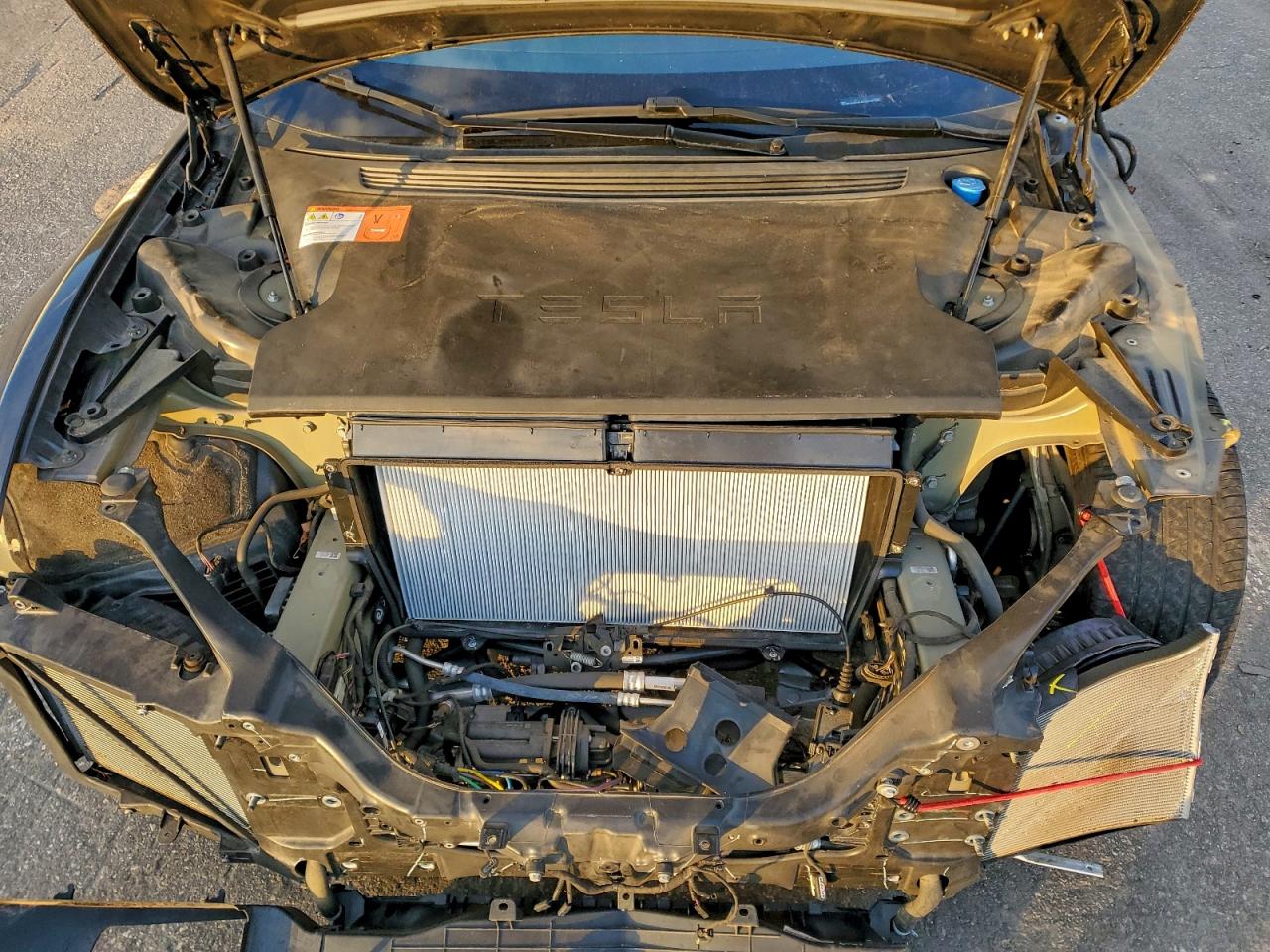 2018 TESLA MODEL S photo 11