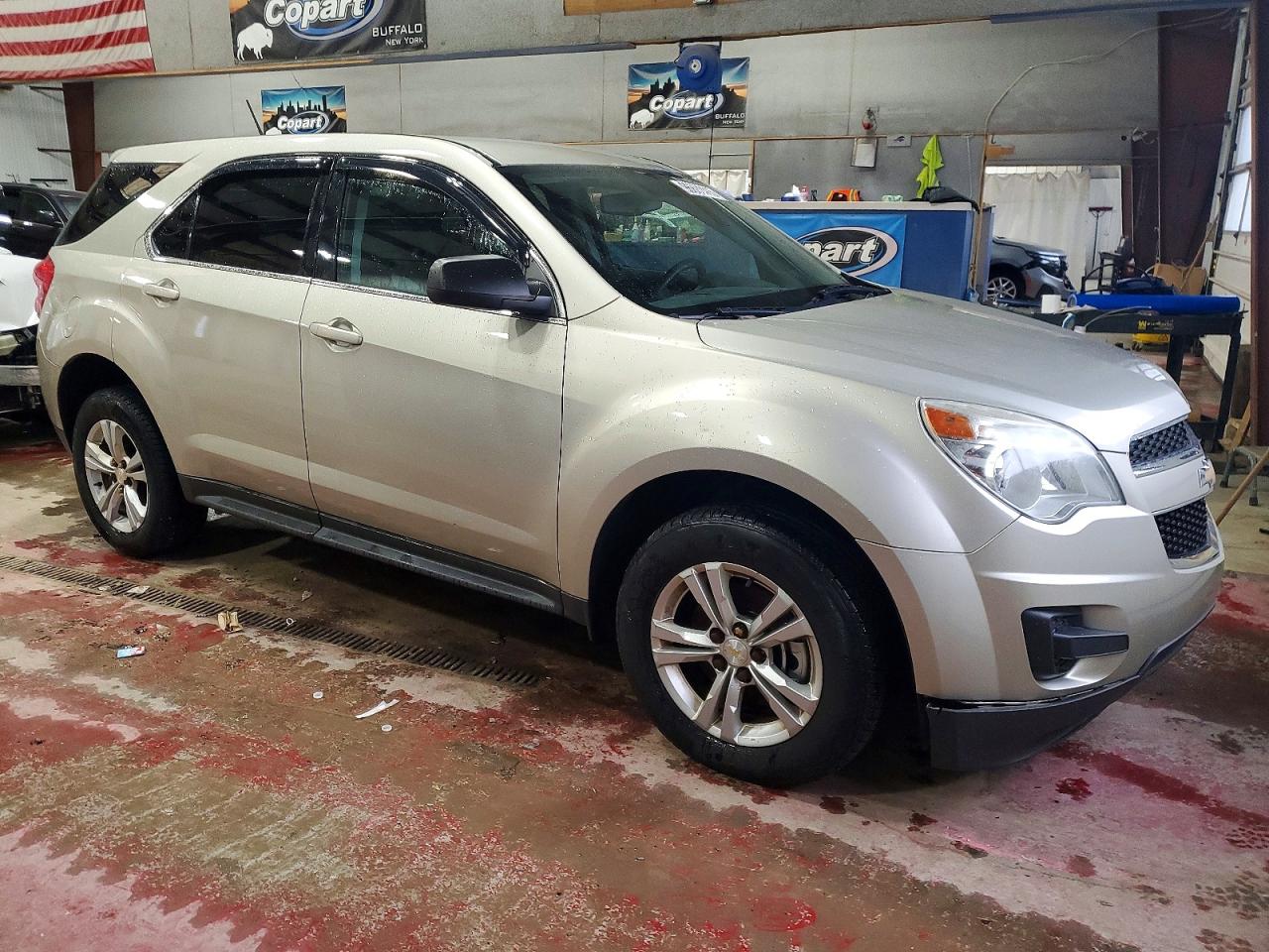 2014 CHEVROLET EQUINOX LS photo 4