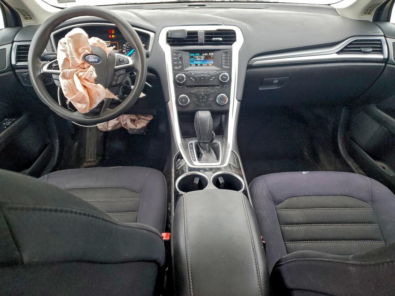 2013 FORD FUSION SE photo 8